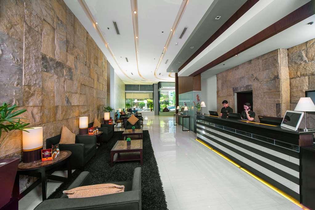 The B Hotel Alabang Muntinlupa City Interno foto