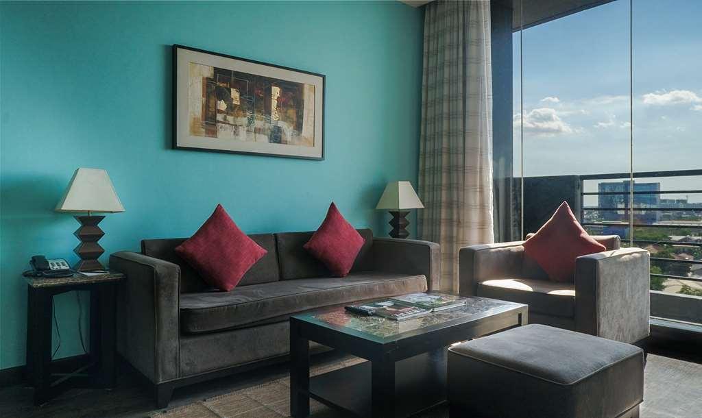 The B Hotel Alabang Muntinlupa City Camera foto